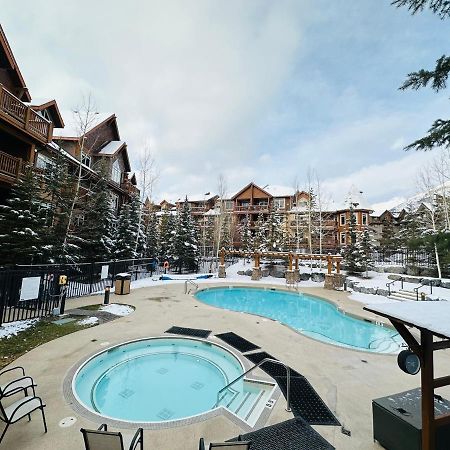 Canmore Mountain Retreat - Heated Pool & Hot-Tub Apartman Kültér fotó